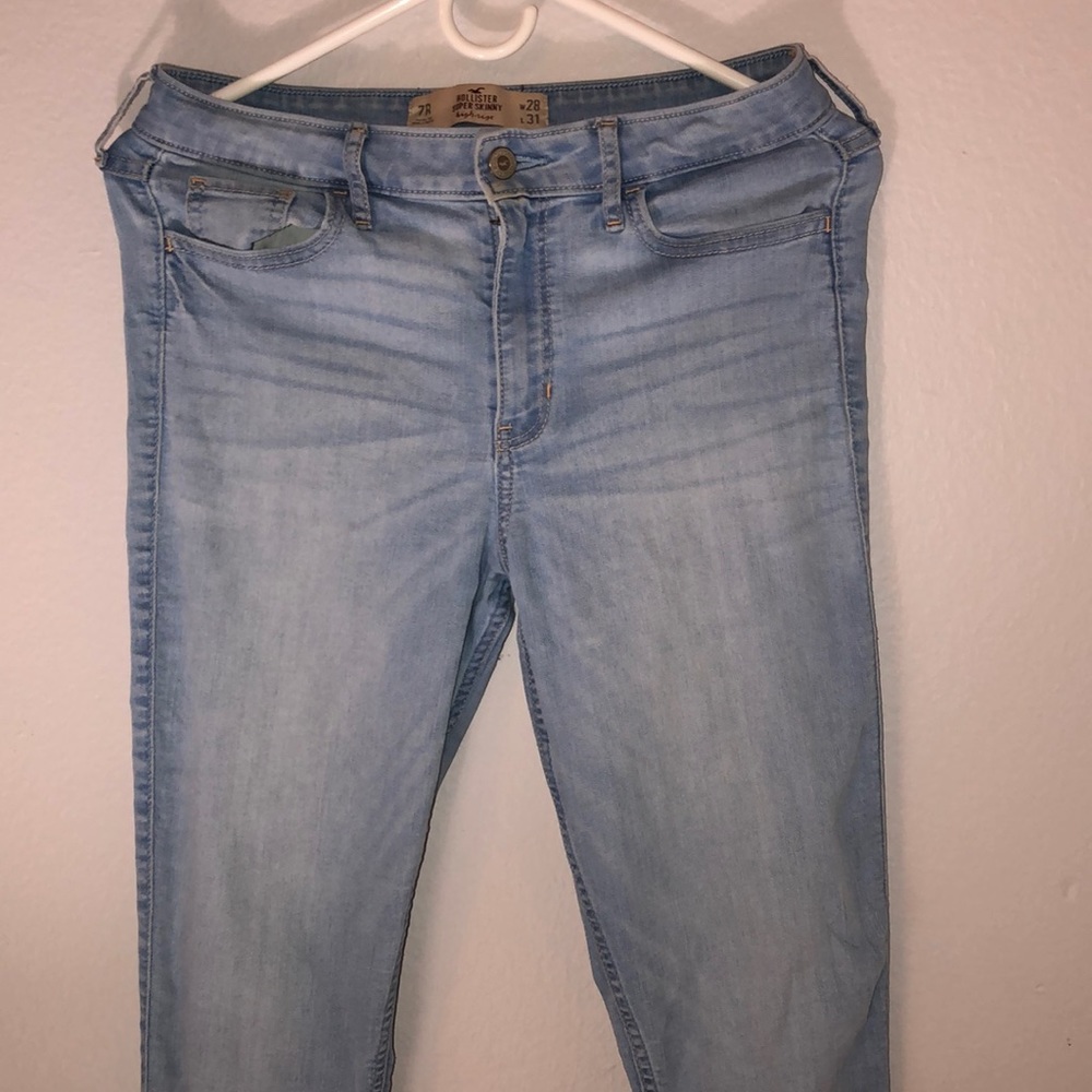 Hollister High Rise Jeans